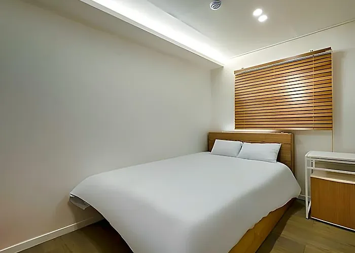 Myeong-dong Hotel